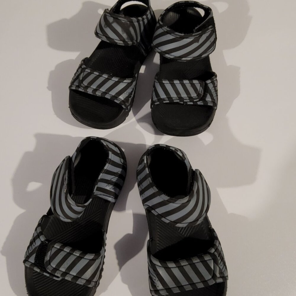 Liewood Scandinavian designer brand Kids swim slippers size 26